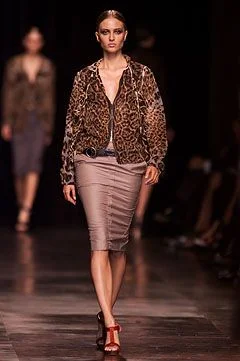 Look 16